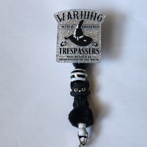 Witch Badge Reel Alligator Clip Black Cat Halloween Silver‎ Black Badge Holder